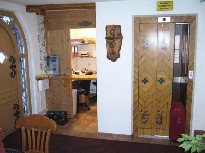 Hotel Garni Alpenrose Ischgl Eksteriør bilde
